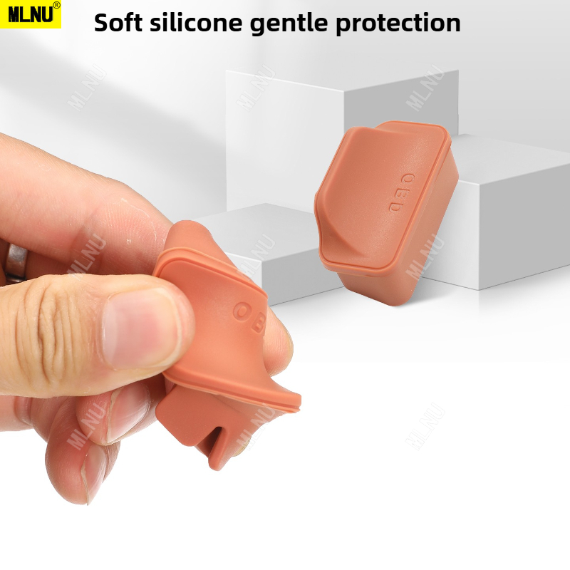 Liquid Silicone OBD Port Cover - Interior Design X70 のレビューと価格